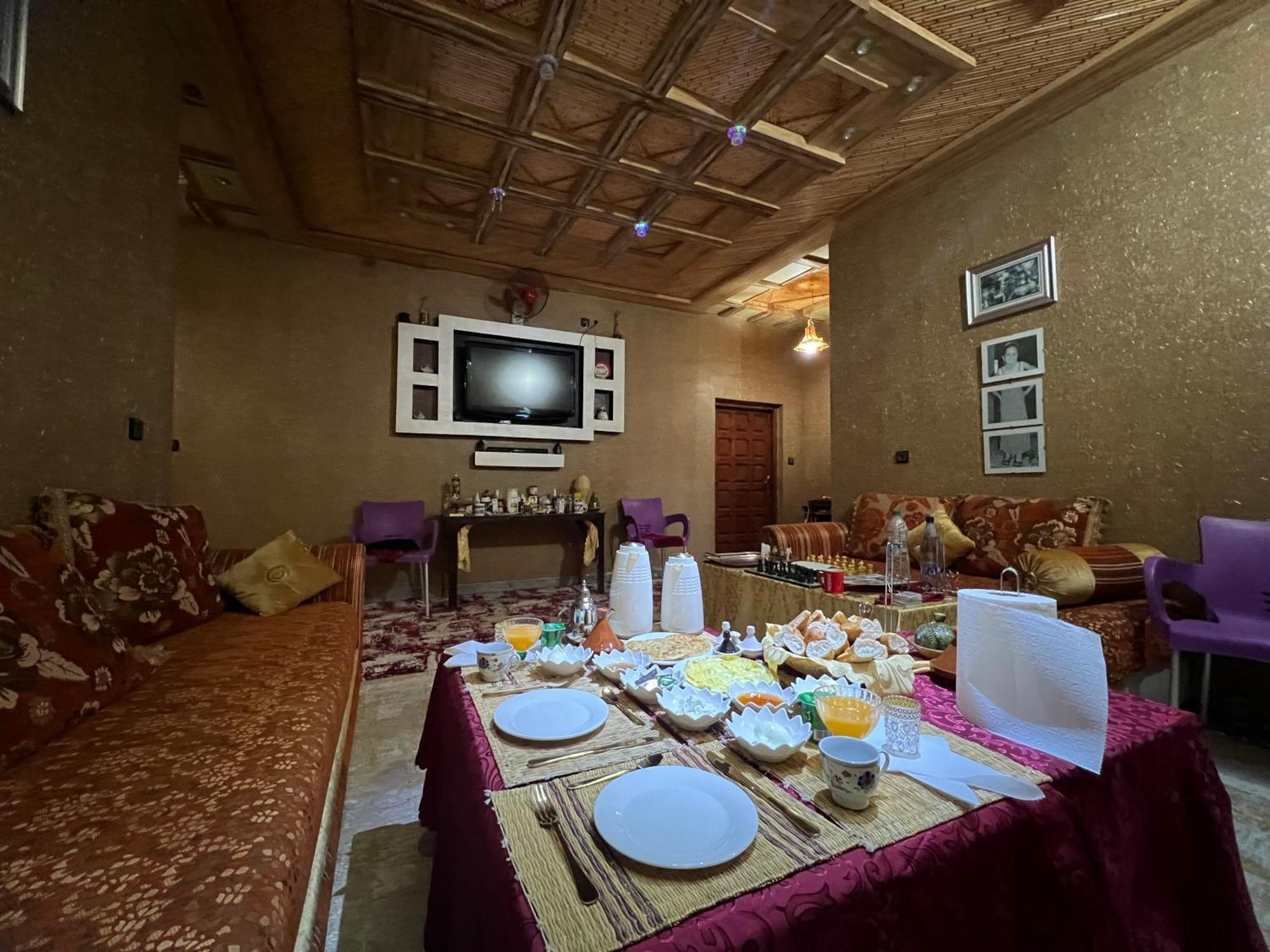 ホテル Dar Calme Chez El Bouhali スコーラ エクステリア 写真